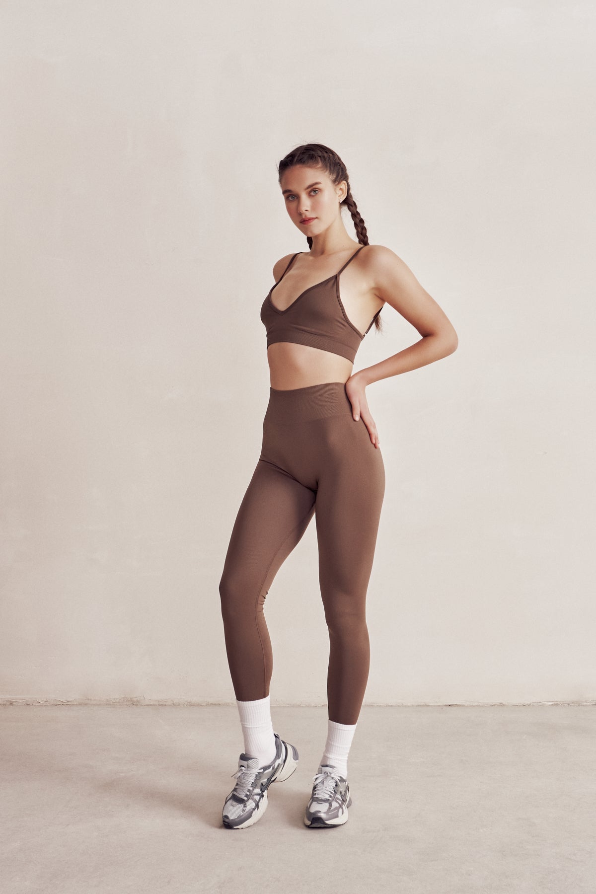 Eleve Coffee Seamless Scrunch Recovery Sports Leggings