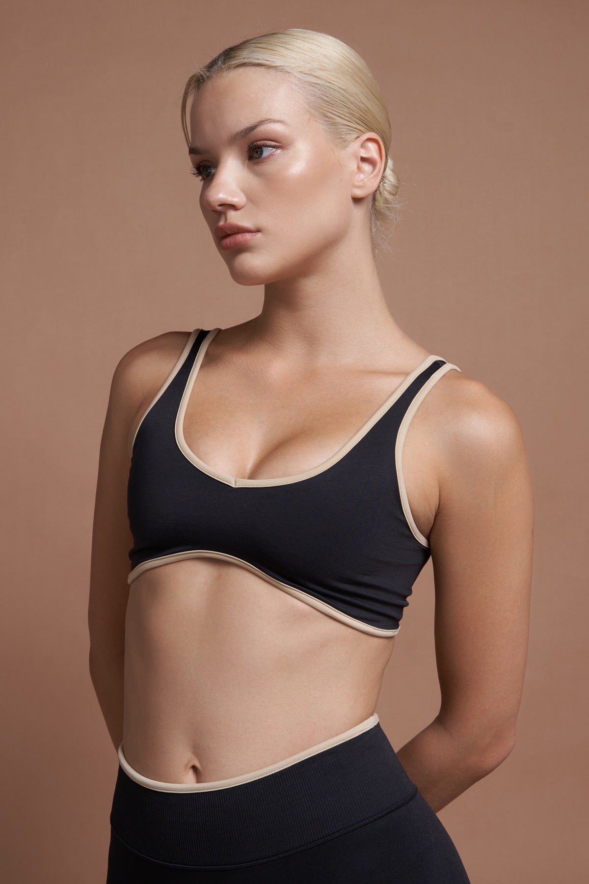 NAIA Siyah Çift Renk Seamless Spor Bra