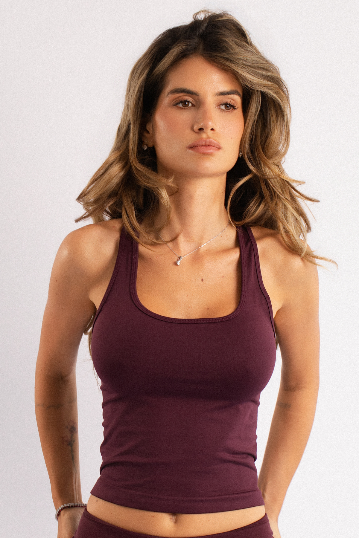 Seseh Racerback Halter Bordo