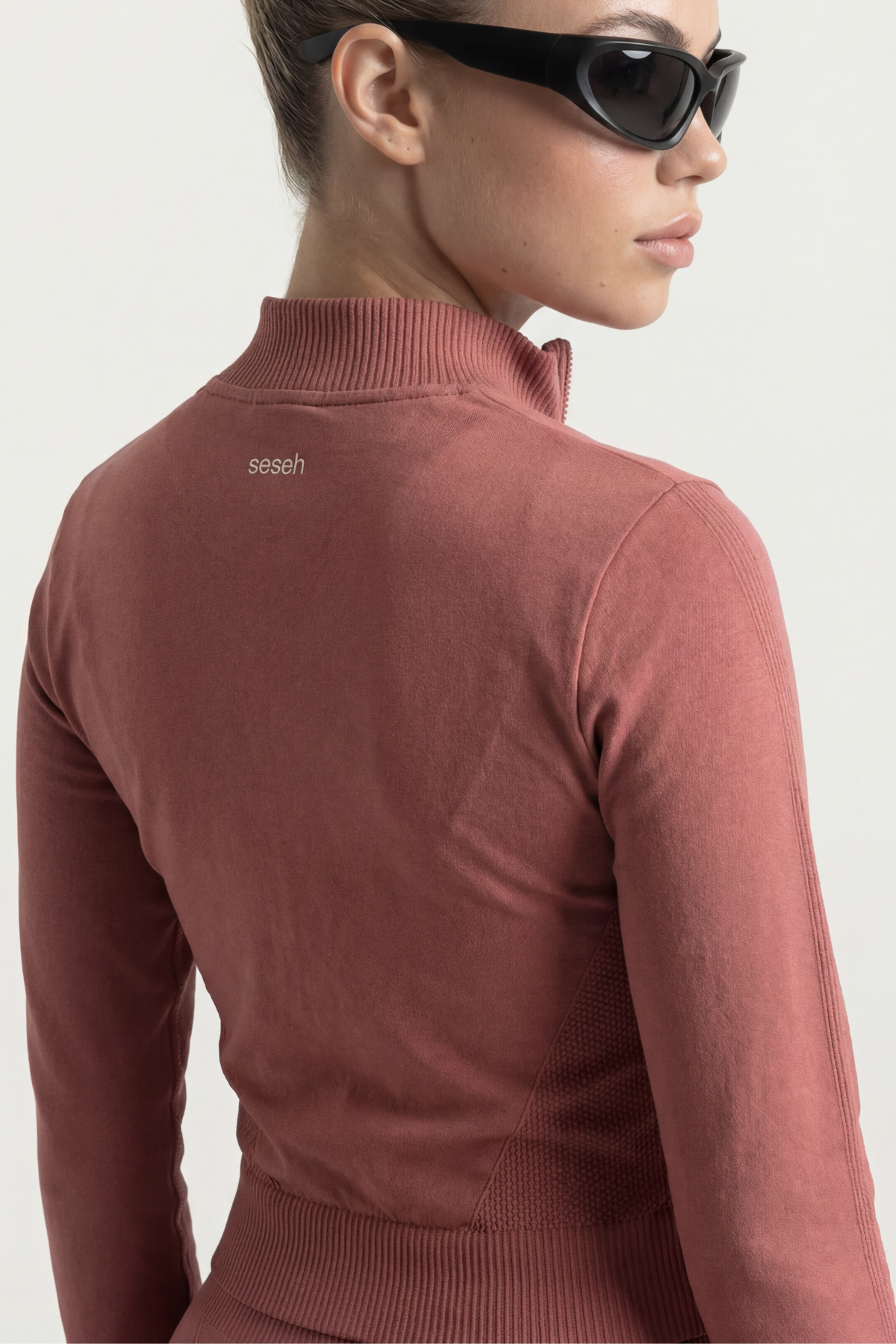 Freya Gül Kurusu Seamless Toparlayıcı Dar Kalıp Kadın Spor Ceket