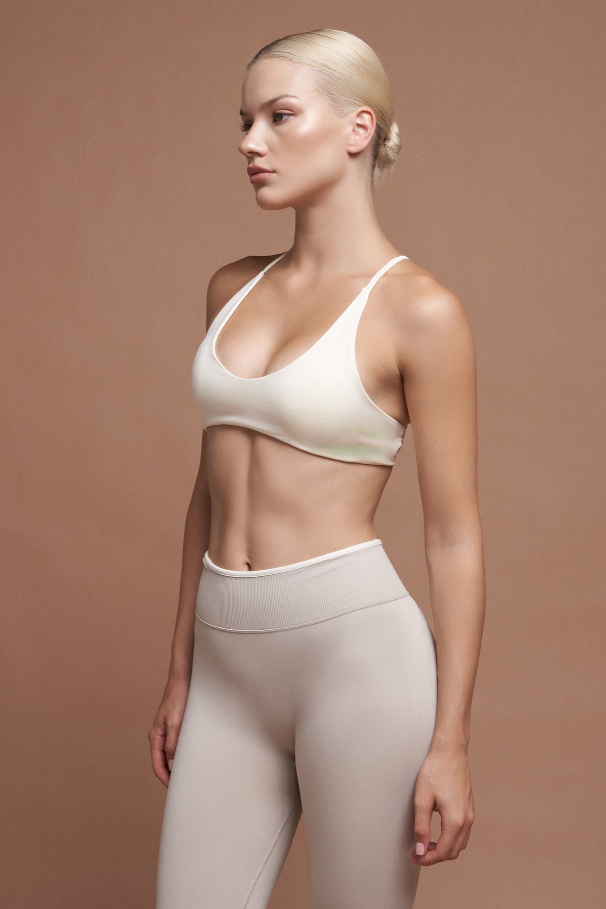 ROSA Beyaz Seamless Spor Bra