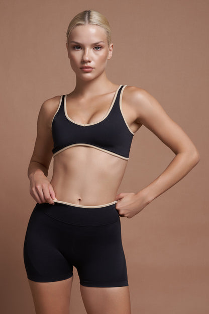 Riva Siyah Çift Renk Seamless Scrunch Toparlayıcı Spor Şort
