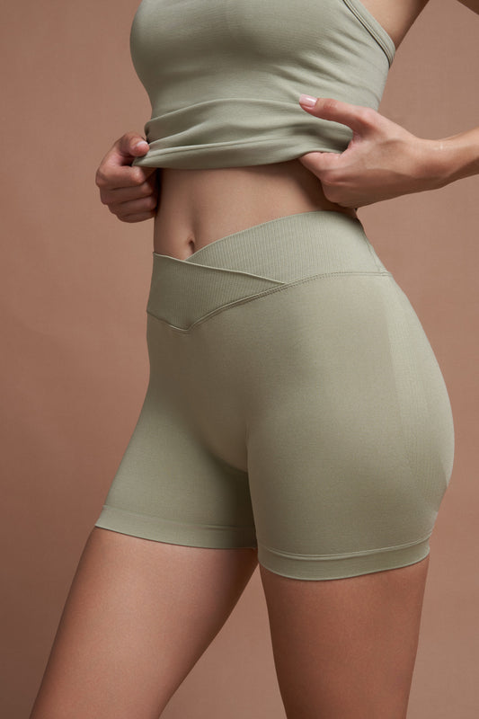 Laguna Yeşil V Scrunch Toparlayıcı Spor Şort