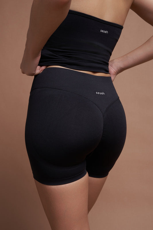 Etna Siyah Seamless Scrunch Toparlayıcı Spor Şort
