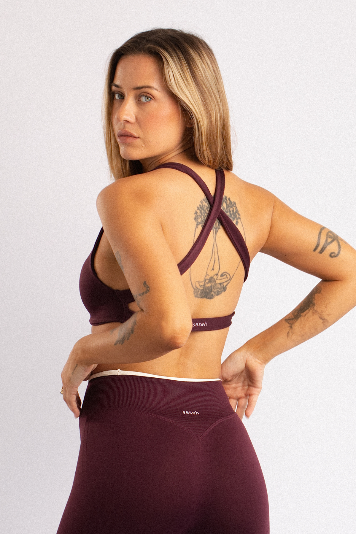 Seseh Kontrast Biyeli Bordo Twist Bra 